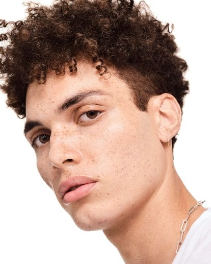 acne-y-estres-consejos-para-mantener-la-calma-y-tomar-el-control