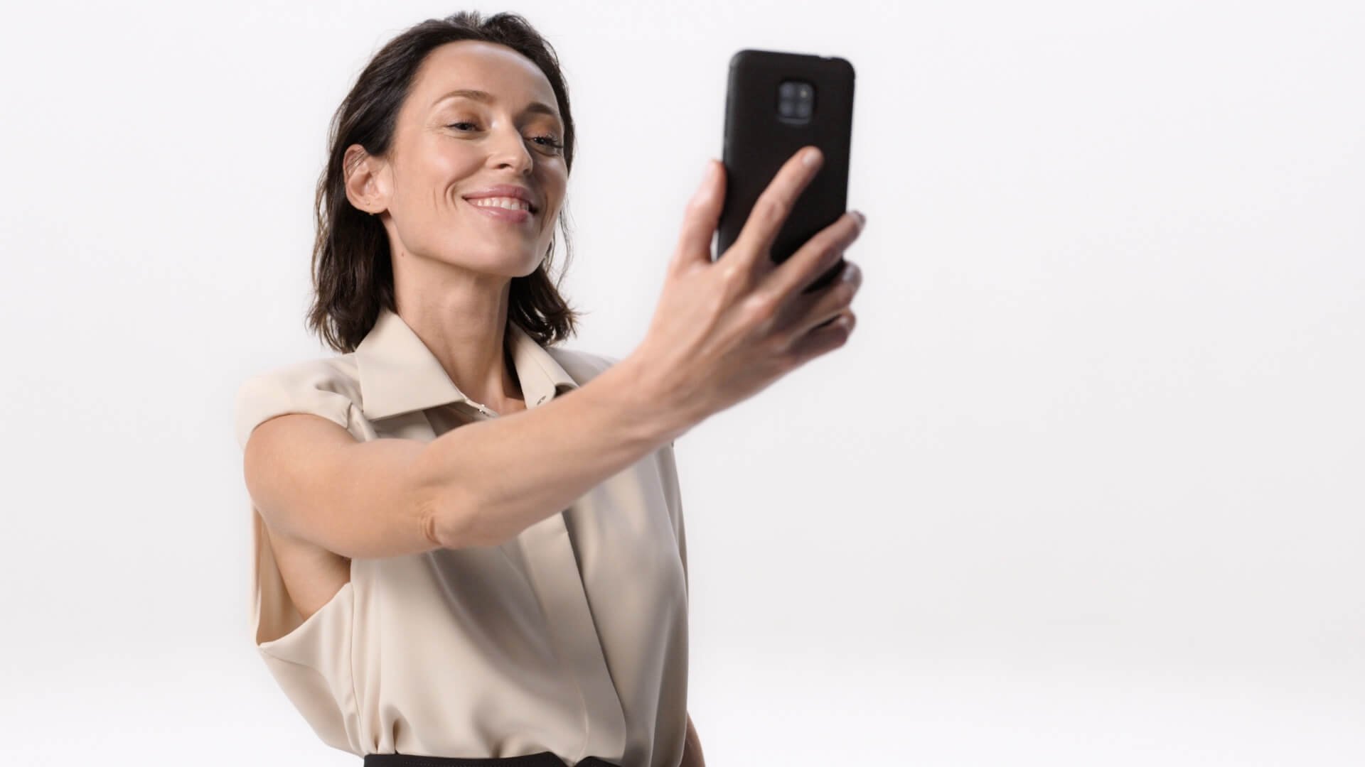 como-usar-productos-de-cuidado-de-la-piel-con-acido-hialuronico-para-las-arrugas