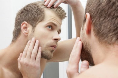 caida-del-cabello-en-hombres-5-consejos-de-peinado-para-verte-bien