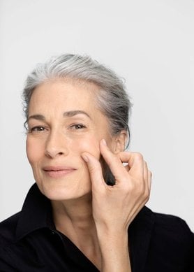 piel-con-comezon-piel-seca-como-cambia-mi-piel-durante-la-menopausia