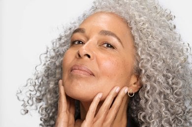 menopausia-como-puedo-hidratar-mi-piel-a-los-50