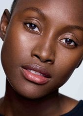 fotocontaminacion-y-envejecimiento-de-la-piel-la-importancia-de-la-proteccion-uv