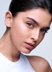 mito-sobre-la-piel-el-sol-ayuda-a-la-piel-con-tendencia-acneica